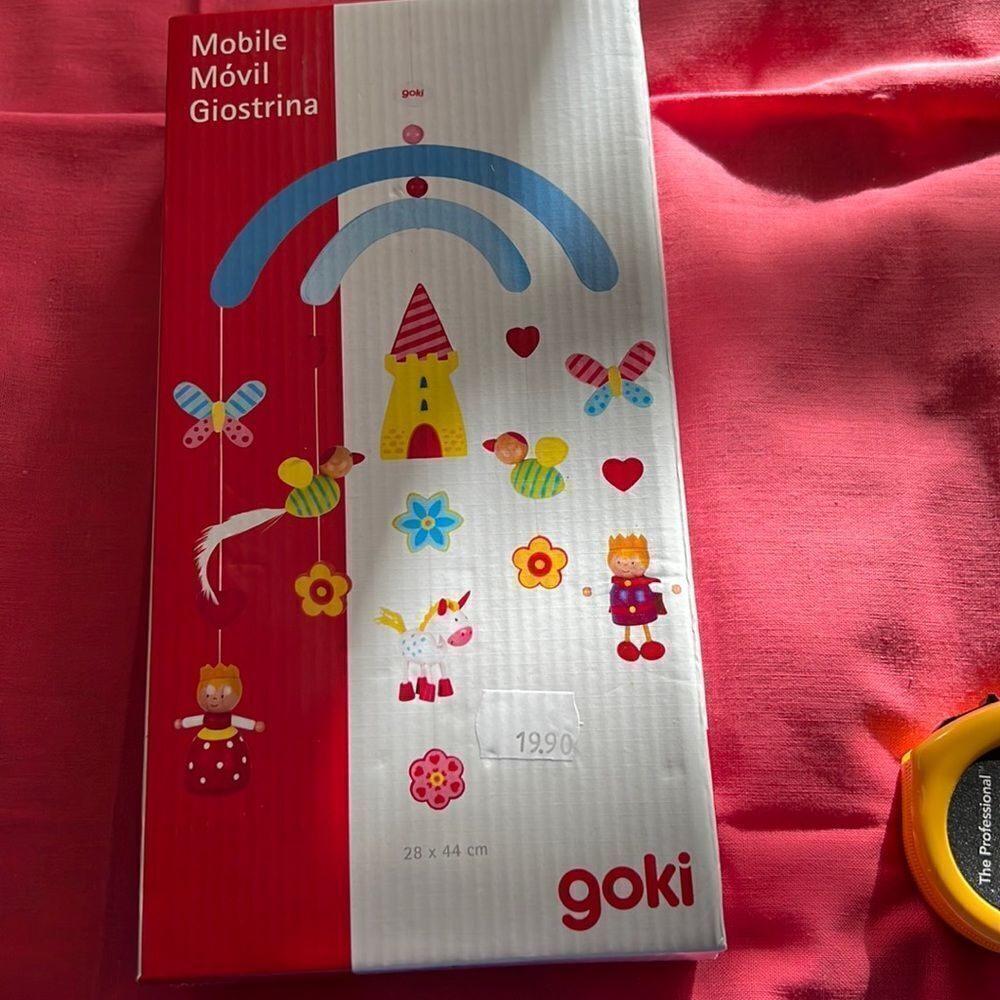Goki Mobile with castle motif 28x44 cm